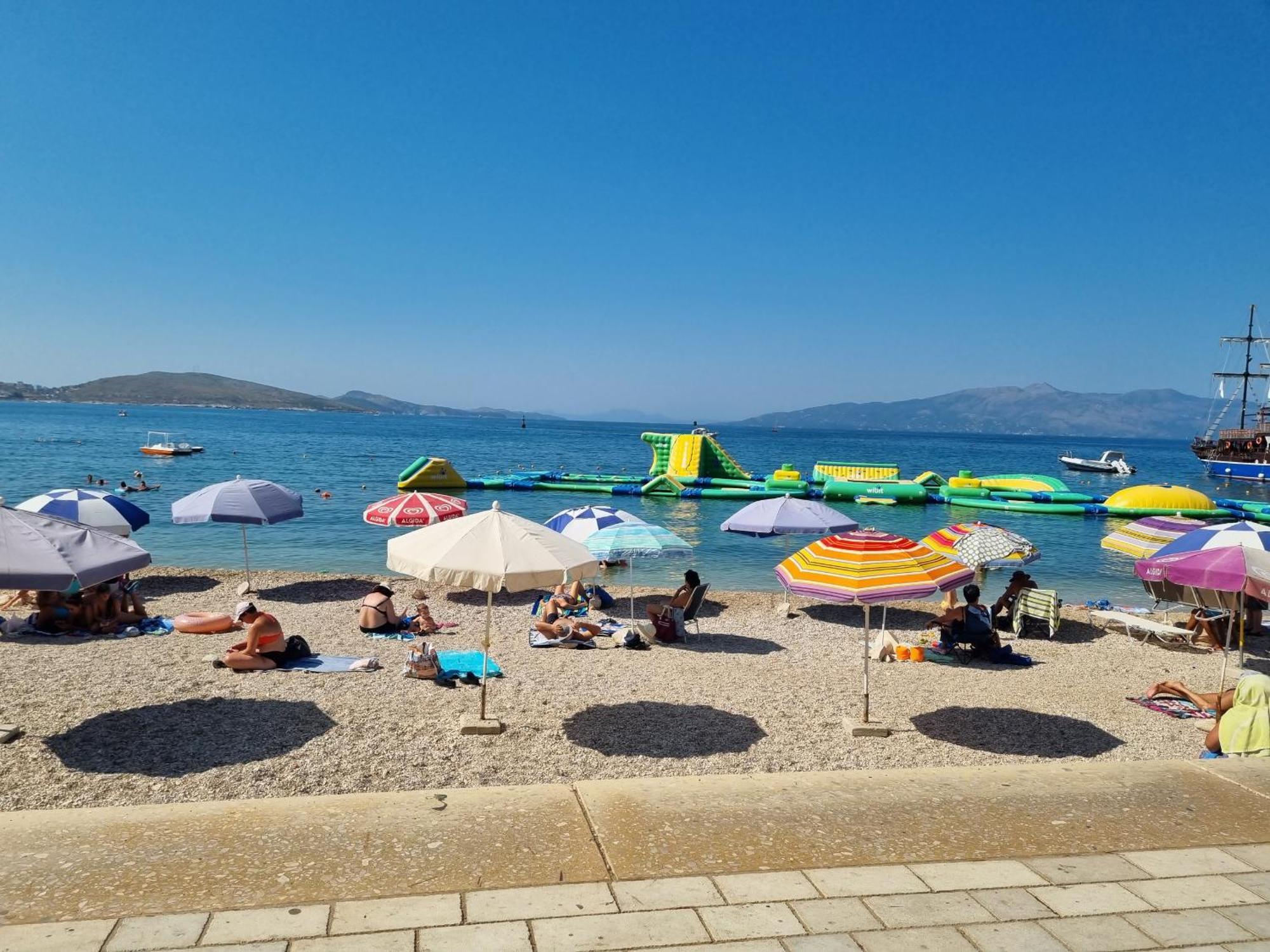 Apartments Blue Horizons Sarandë Esterno foto