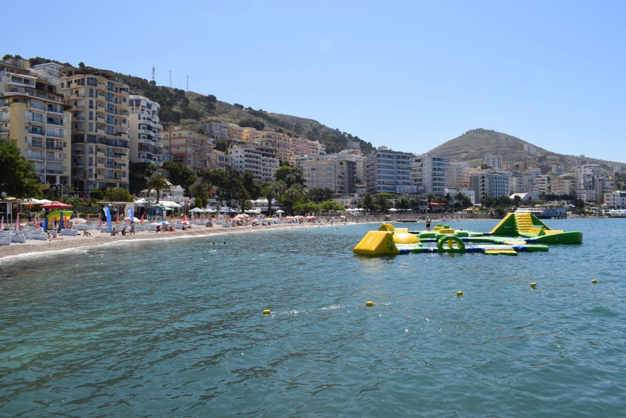 Apartments Blue Horizons Sarandë Esterno foto